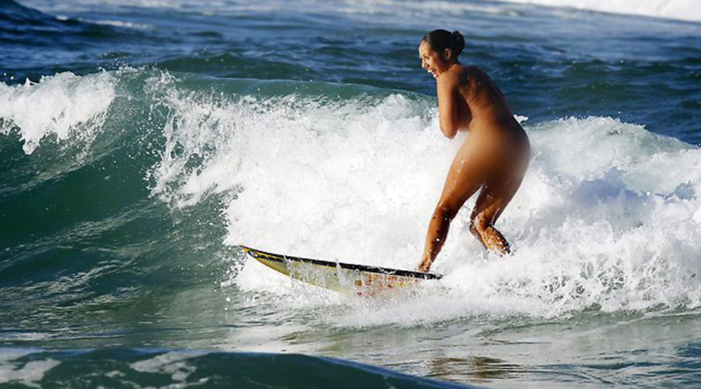 Naked surfing