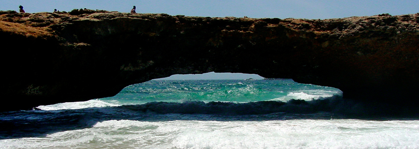 Natural Bridge Alle tips, reviews en reizen vind je op MiddenAmerika.nl