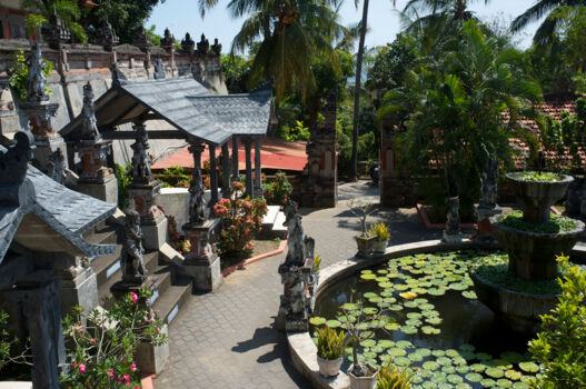 Brahma Vihara Ashrama Klooster