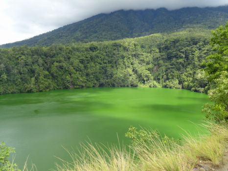 Gunung Api Banda Marine Recreation Park