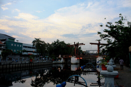 Jembatan Merah