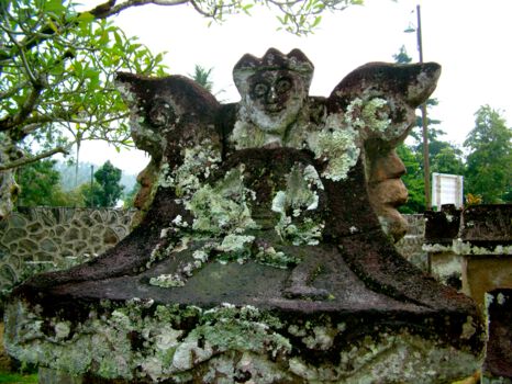 Taman Purbakala Waruga