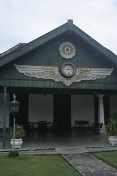 Kraton Hadiningrat
