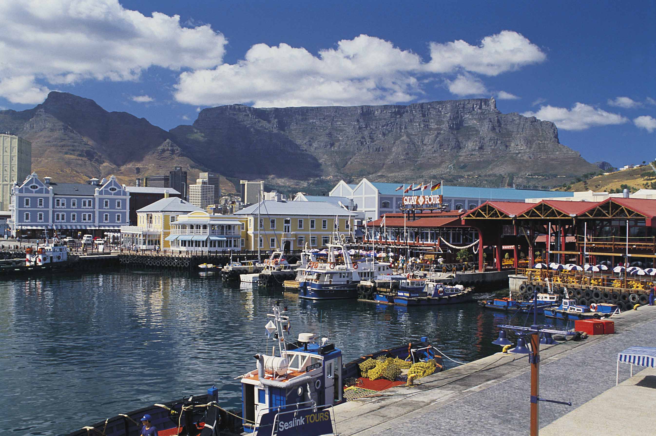 Calvin Klein comes to the V&A Waterfront!