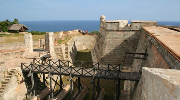 Castillo de San Pedro de la Roca