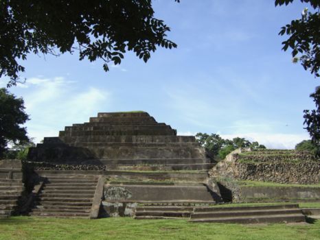 Santa Ana en Tazumal