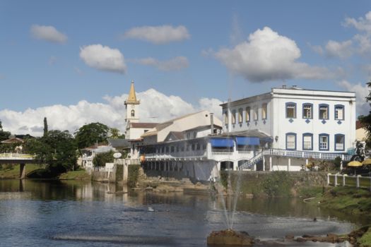 Curitiba-Paranaguá treinrit