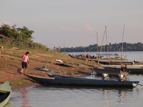 Don Khong